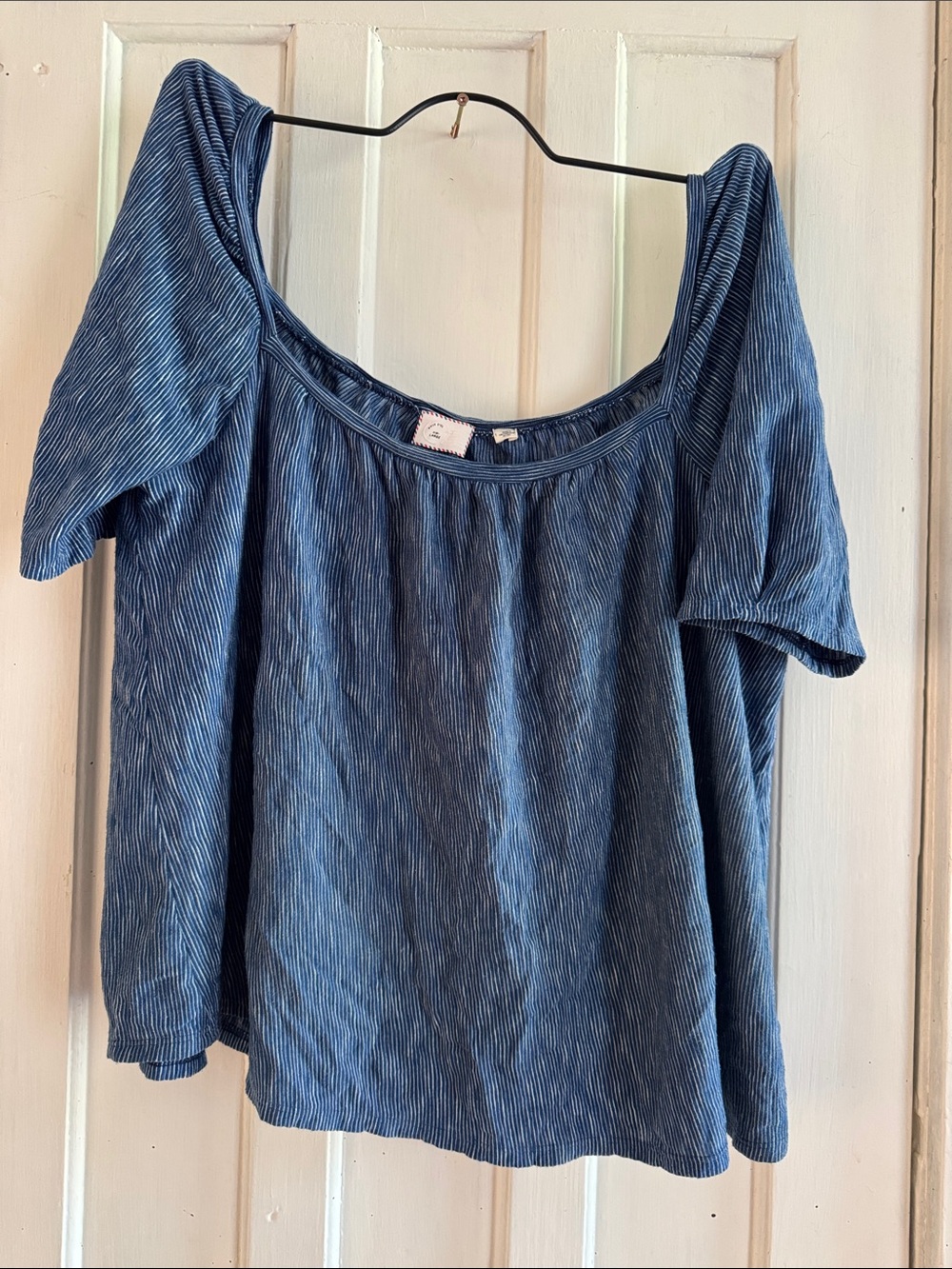 Blue Short-Sleeve Women’s Top - Casual Scoop Neck